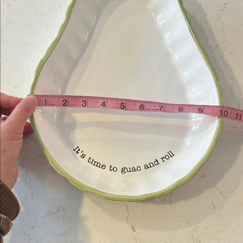 Mud Pie White and Green Avocado Dish